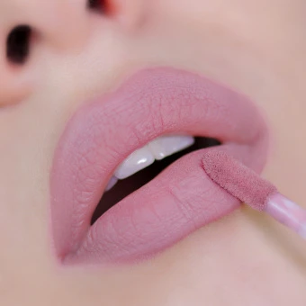 R "Complimenti" ЖИДКАЯ Помада Nude Matte тон 10-det_img